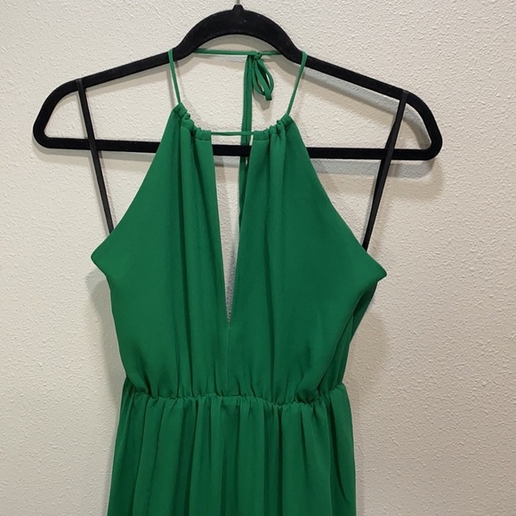 Majorelle revolve Symphony Gown in Green - Picture 3 of 16